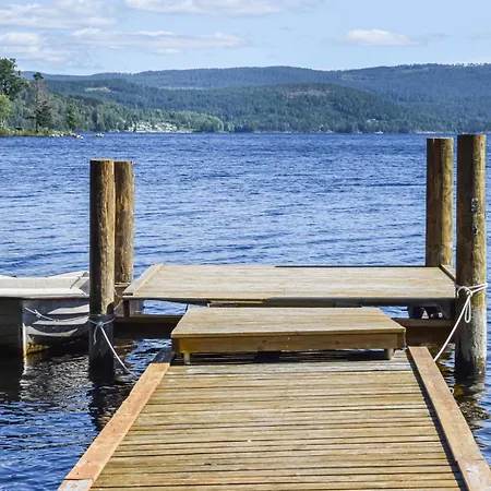 Bjertnes Turistgard *