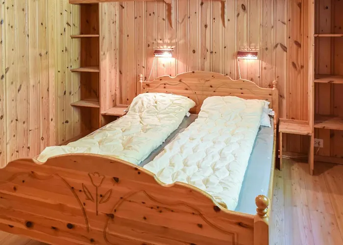 Bjertnes Turistgard Feriehus *